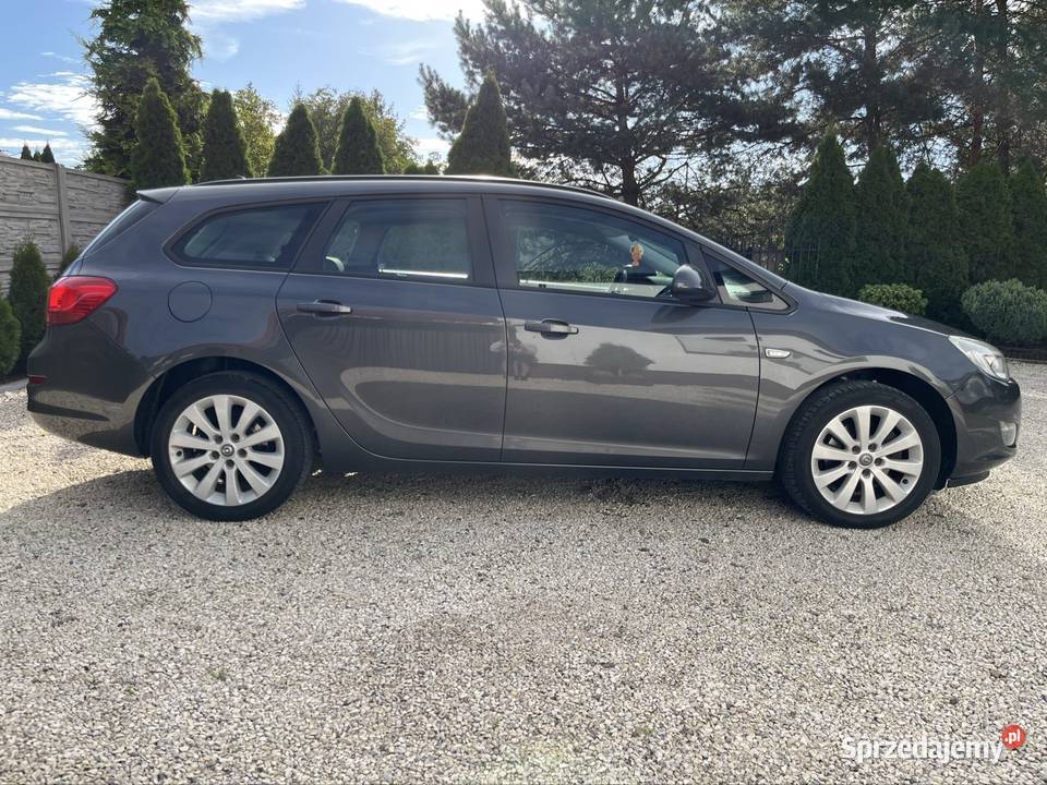 Opel Astra J 17 CDTI