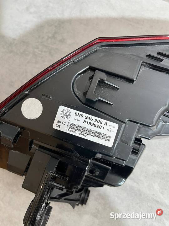 VW GOLF VIII LAMPA TYŁ PRAWY TYLNA PRAWA IQ Wijewo