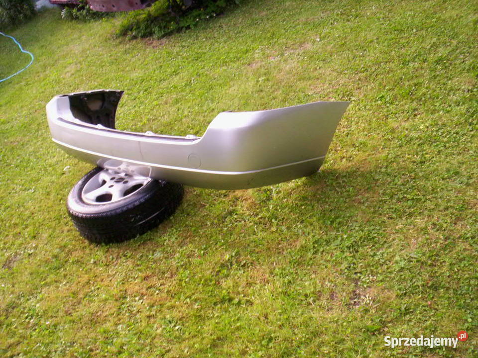 FORD FOCUS MK1 Zderzak Tył COMBI Kolor Srebrny Częstochowa