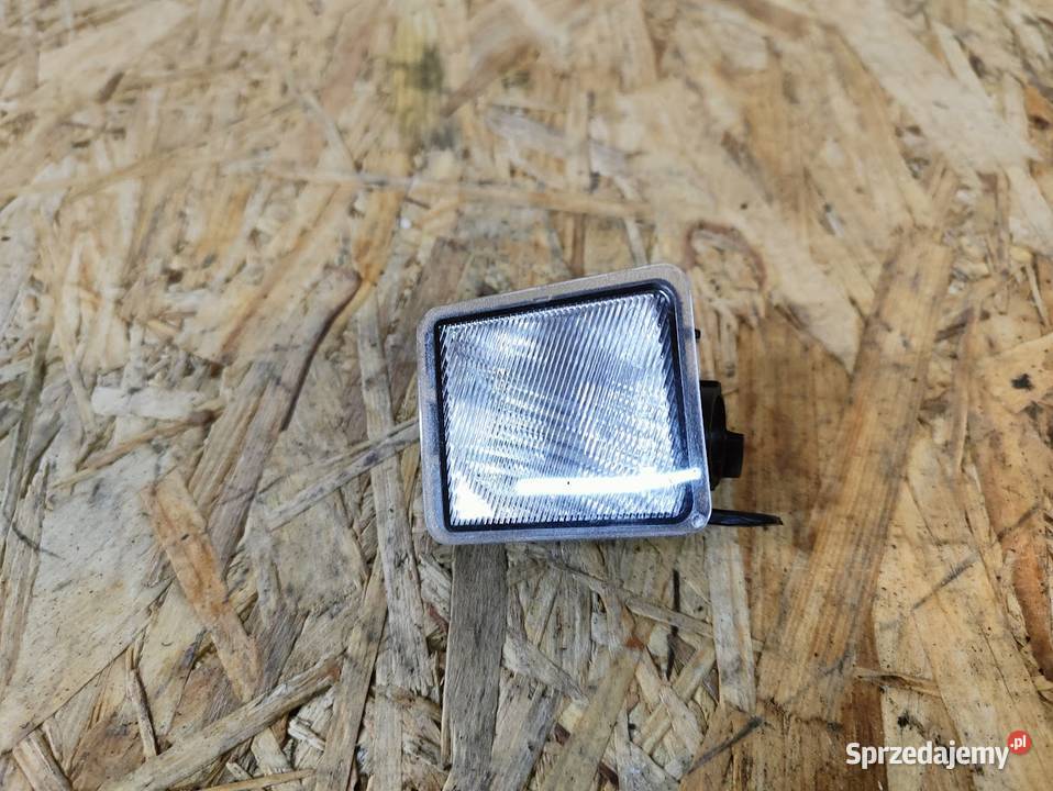 Lampka Oświetlenie Lusterka Prawa Ford Focus Mk2 osobowe Pleszew