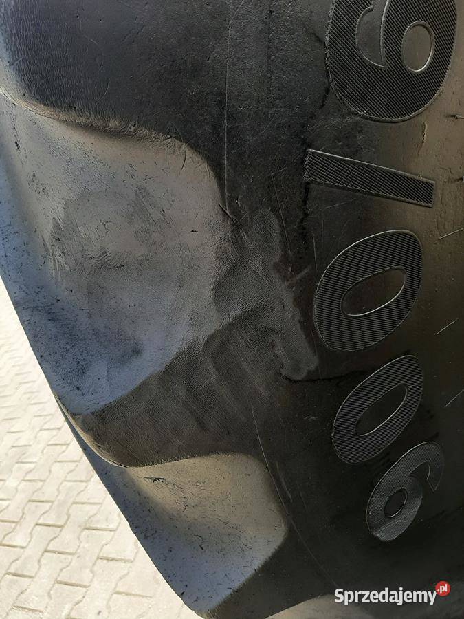 Opona używana rolnicza 90060R32 CONTINENTAL SVT podlaskie Zaścianki