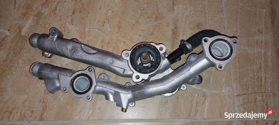 Obudowa termostatu 30 V6 Peugeot Citroen Renault osobowe sprzedam
