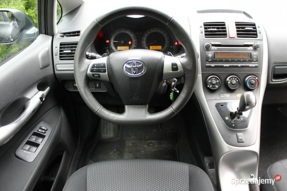 Toyota Auris Benzyna 134 Automat Zarejestrowana komputer pokładowy Lubań