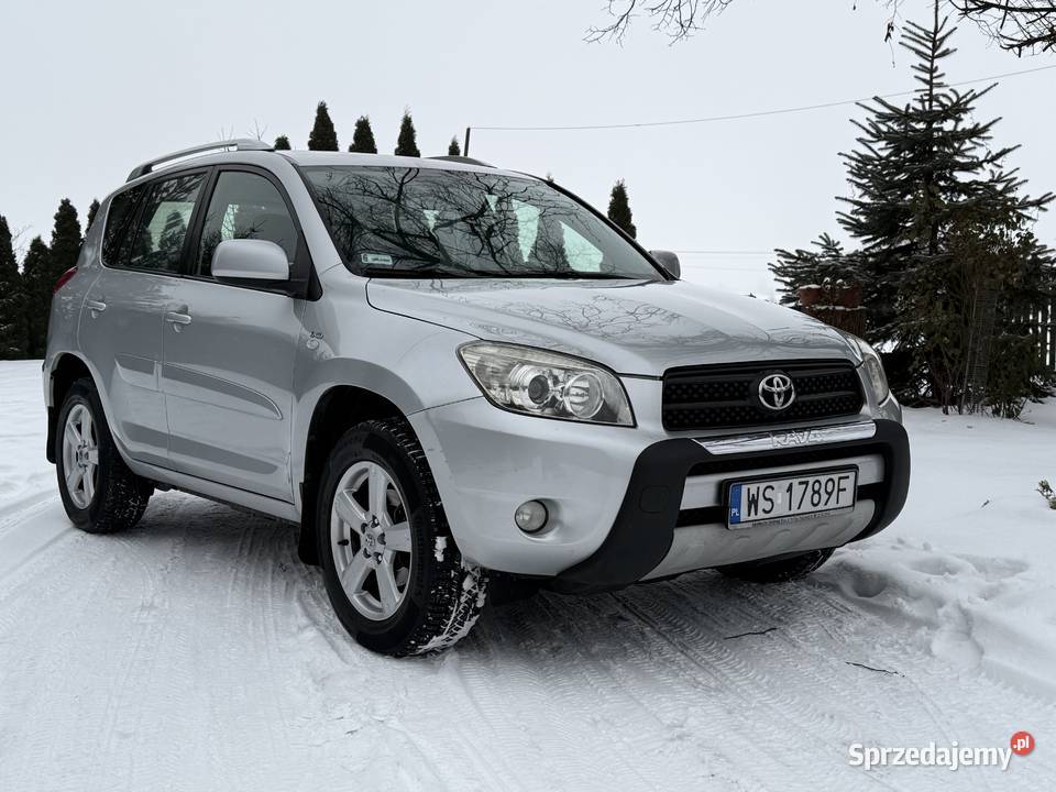 22 D4D 136 Klimatyzacja automatyczna Alufelgi nieuszkodzony Zwoleń