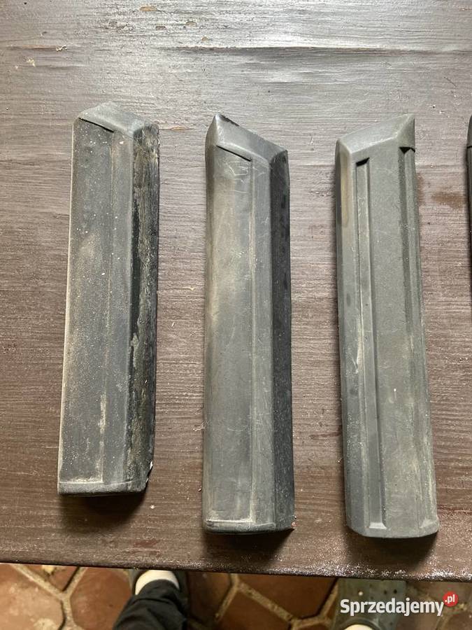 Listwy na błotnik przedni volvo 740 Listwy i nakładki łódzkie Łódź