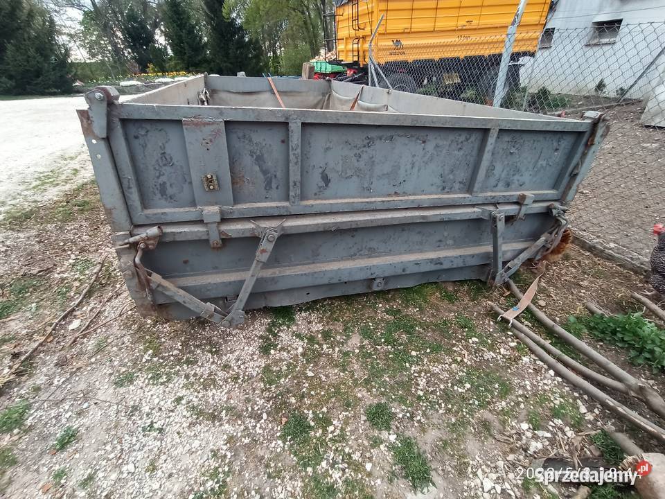 HL 8011 kompletna zabudowa przyczepy