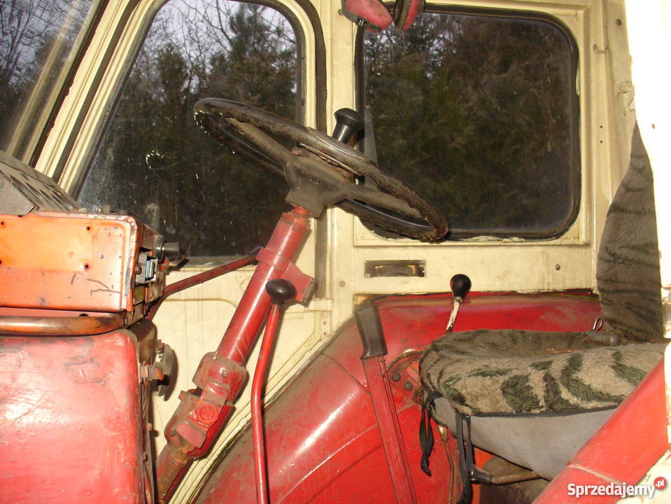 Ciągnik rolniczy BelarusBiałoruś Jumz