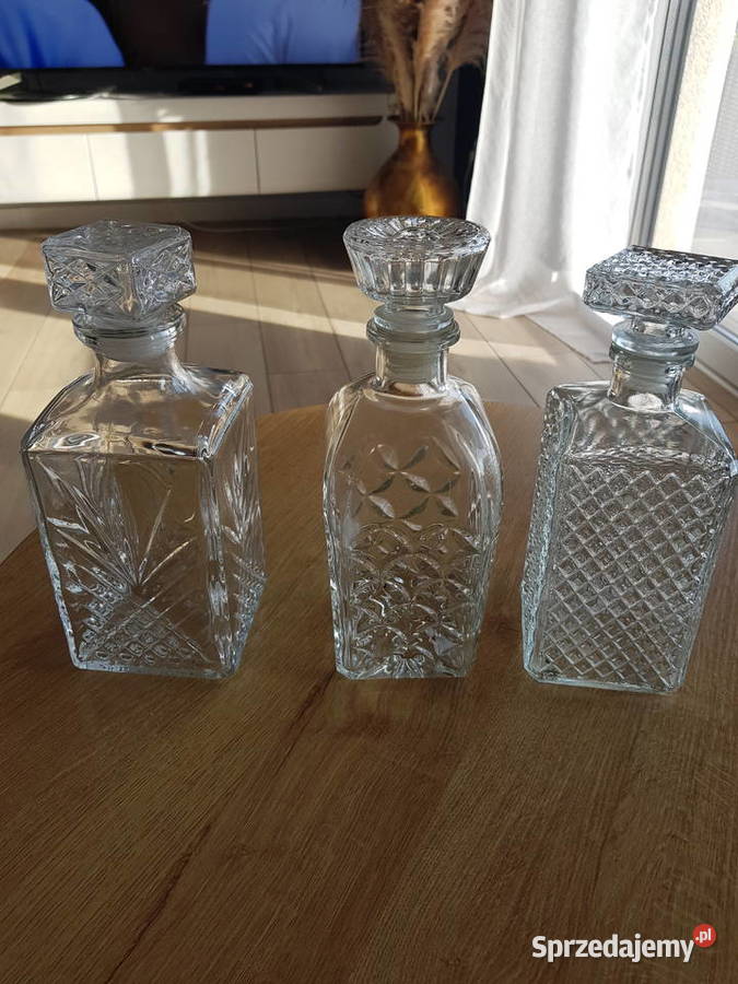 Karafki szkło włoskie wielkopolskie Wola Podłężna