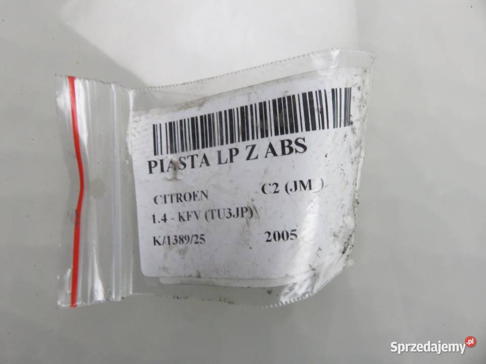 ZWROTNICA PRZEDNIA LEWA CITROEN C2 14 Piasty i łożyska kół