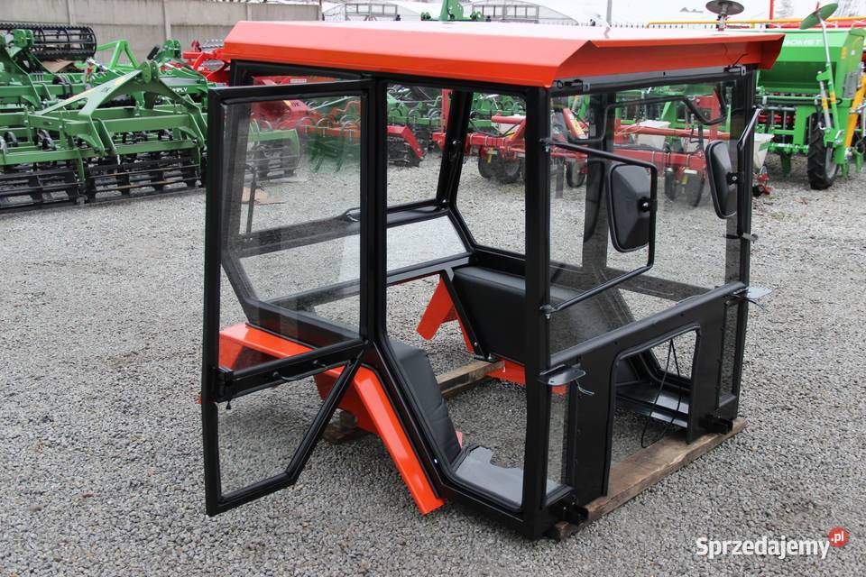 Kabina do ciągnika T 25 z błotnikami Szymczak Rogóźno