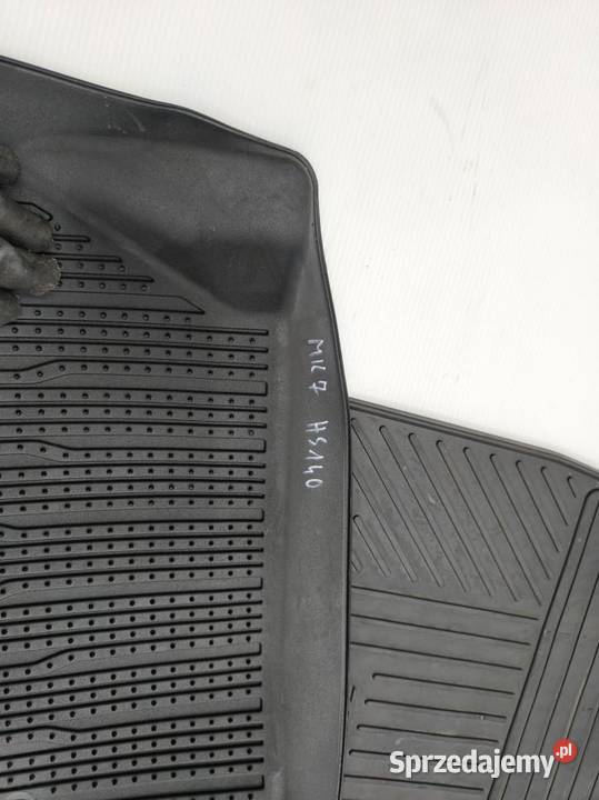 DYWANIKI GUMOWE FORD FIESTA MK7 LIFT 10