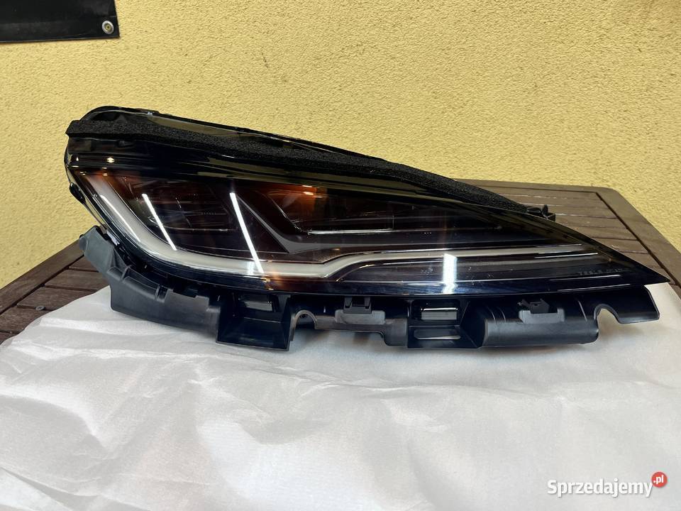 LAMPA PRAWA PRZÓD TESLA MODEL 3 HIGHLAND EUROPA Luboń