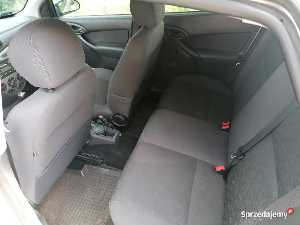 Ford Focus mk1 lift srebrny Kielce sprzedam