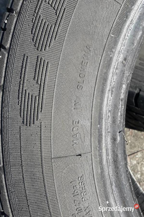 Dwie opony letnie Goodyear GT2 17565R14 Części