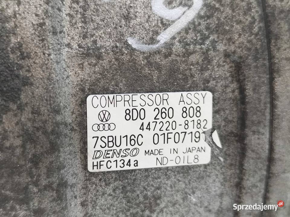 SPRĘŻARKA KLIMATYZACJI 8D0260808 18 20V Rok produkcji 2004