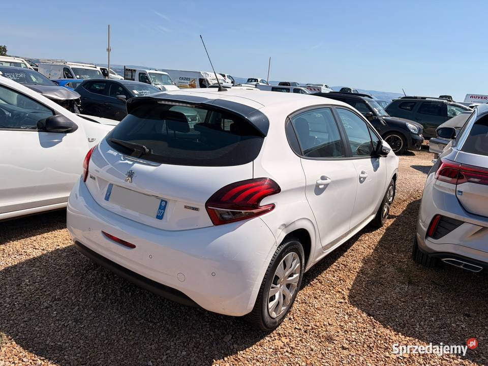 PEUGEOT 208 16 BlueHDi 75 Active Business DZ210 208