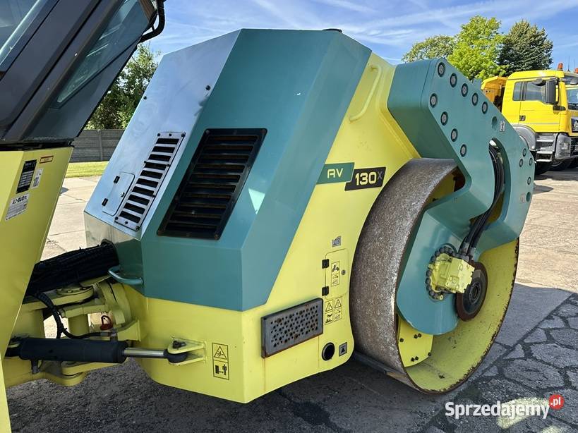 WALEC DROGOWY AMMANN AV130X
