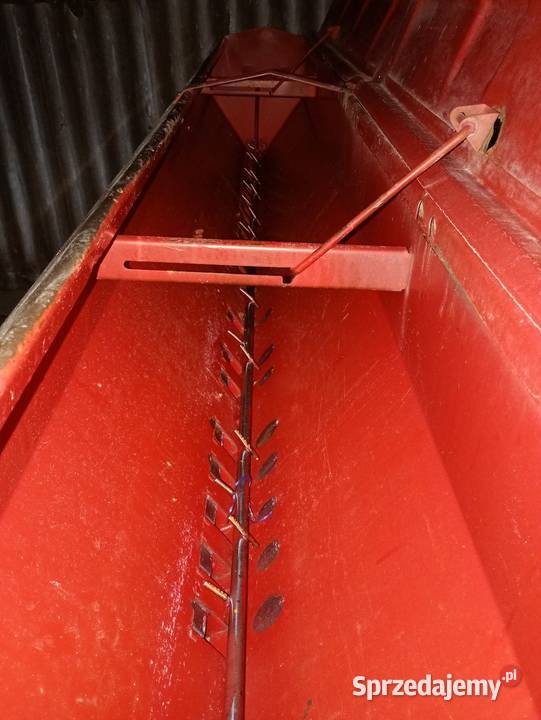 Sprzedam maszyny rolnicze siewnik rozsiewacz Siewniki i sadzarki Sienno