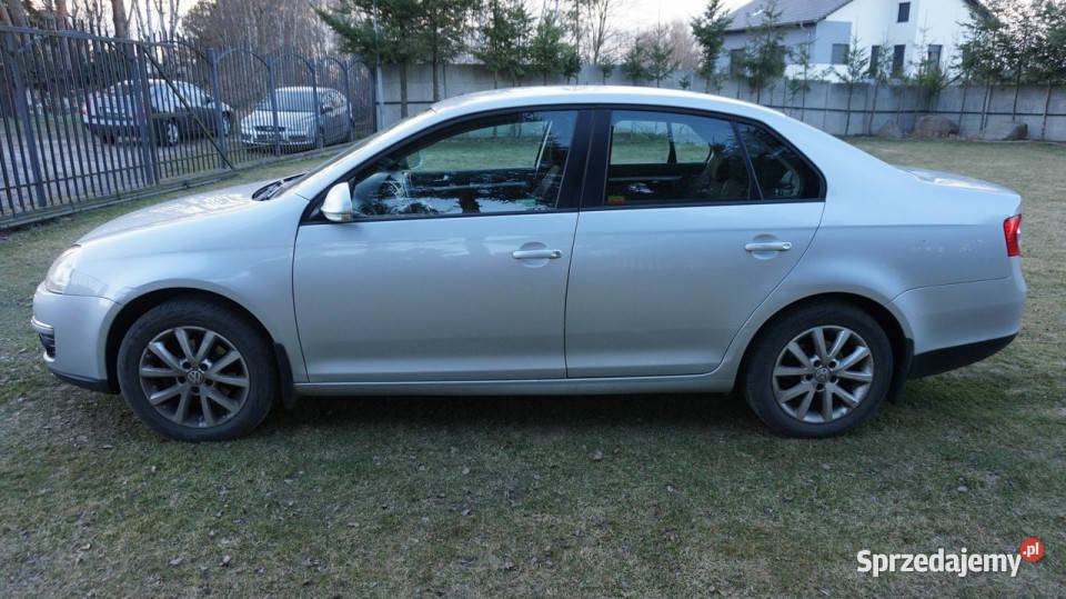 Volkswagen Jetta zarejestrowany ubezpieczony ESP Jetta