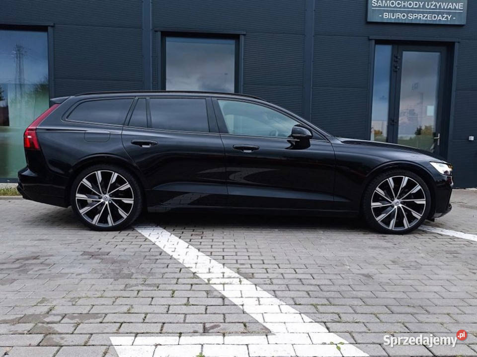 Volvo V60 2023r FV23 SalonPL Full LED Pilot Kraków