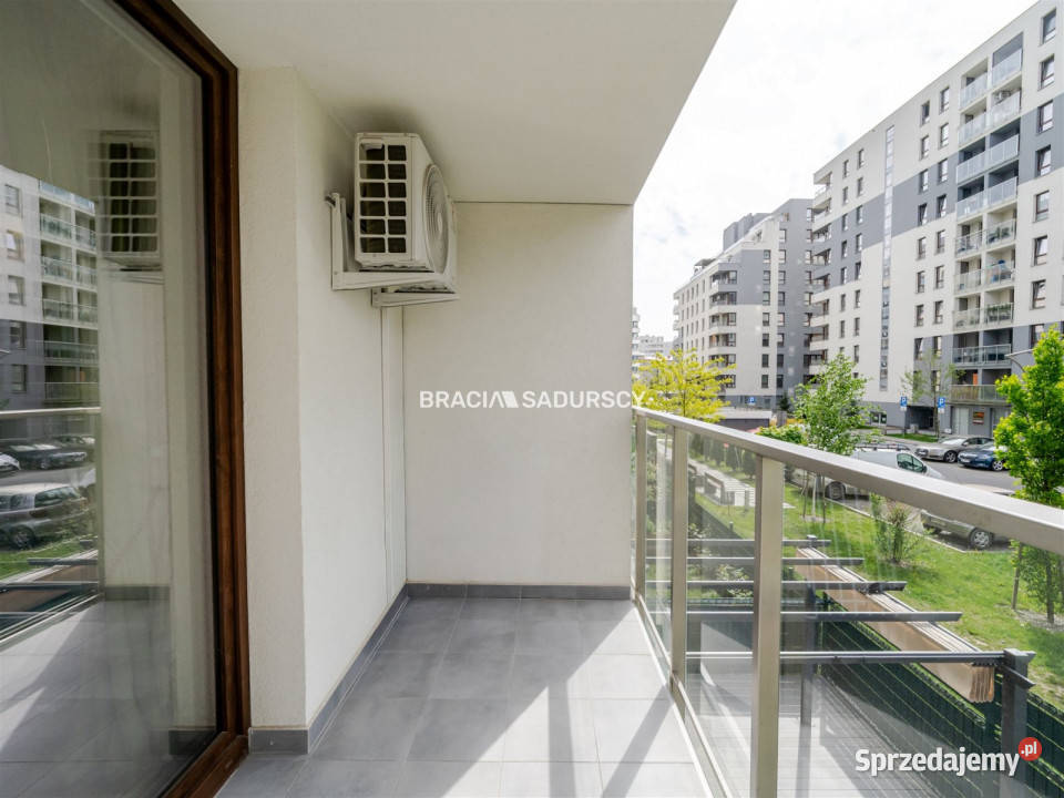Sprzedam mieszkanie Kraków 8297m2 4 pokojowe Piętro 2