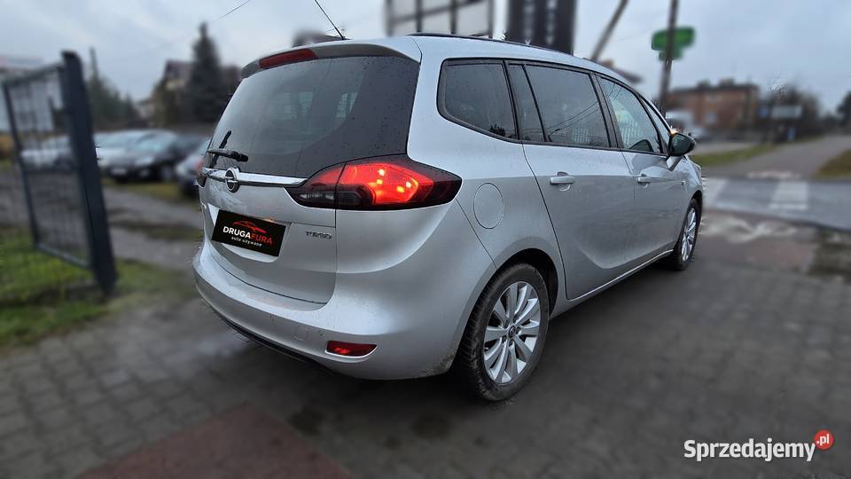 LIFT 7 osób Klimatronik Bluetooth Grzane fotele Zafira Andrespol sprzedam