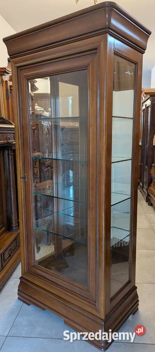Piękna witrynaserwantka ludwikowska orzechsklep Dąbrowa Górnicza sprzedam