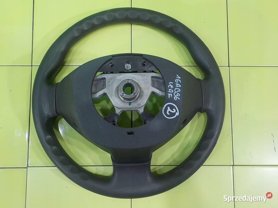 NISSAN LEAF I LIFT AUT 16r HB 5D kierownica Kierownice Suków