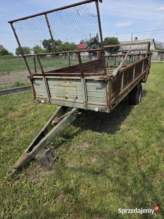 Rozrzutnik obornika jednoosiowy Rozrzutniki obornika Dąbie
