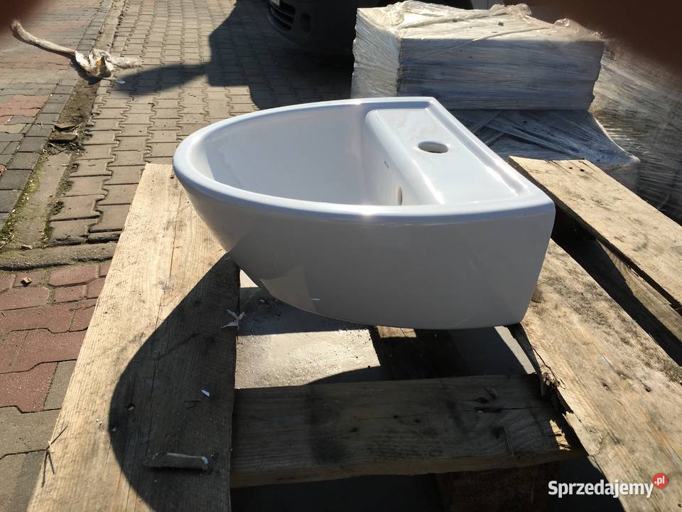 Umywalka podwieszana viva z serii madalena 41x37