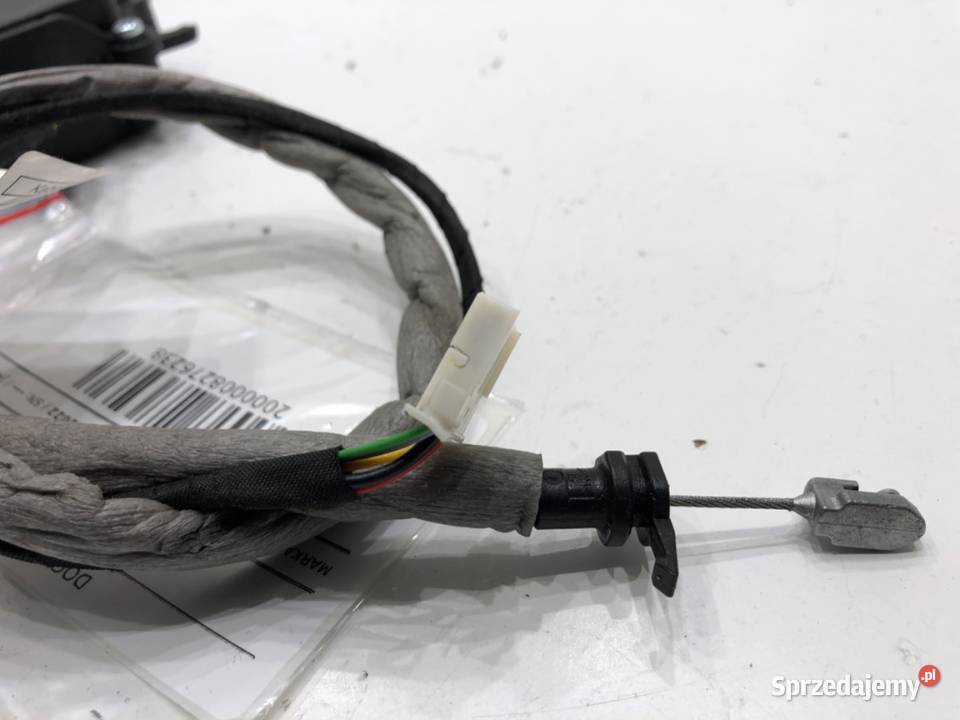 DOCIĄG KLAPY TYŁ BMW G30 7383561 44 625 osobowe