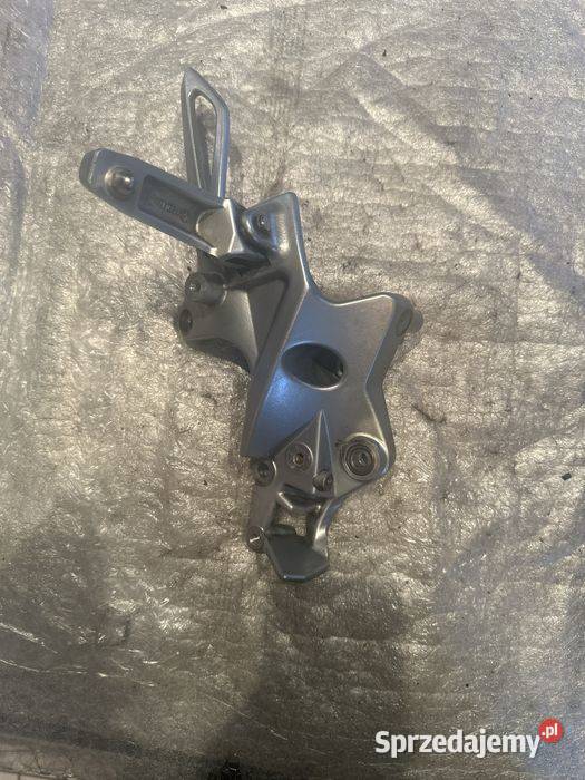 BMW F 800 R 0815 Set L podnóżek Mocowanie M713