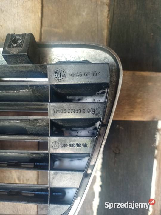 Grill Mercedes w208 Ptaszkowa