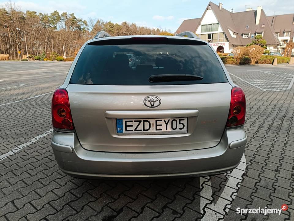 Toyota avensis 20 d4d manualna Zduńska Wola