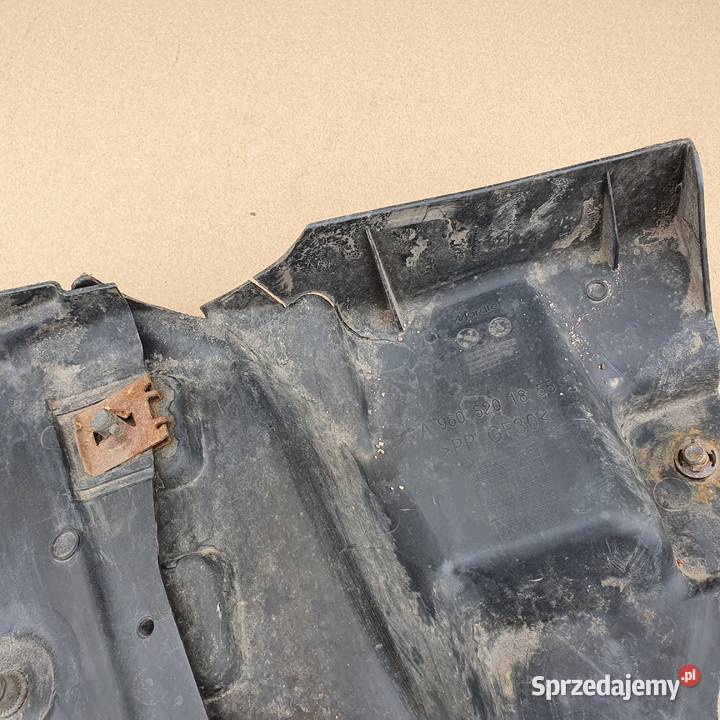 ACTROS MP4 OSŁONA MASKOWNICA SILNIKA osobowe