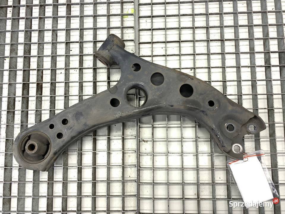 WAHACZ LEWY PRZÓD TOYOTA COROLLA E21 Kombi