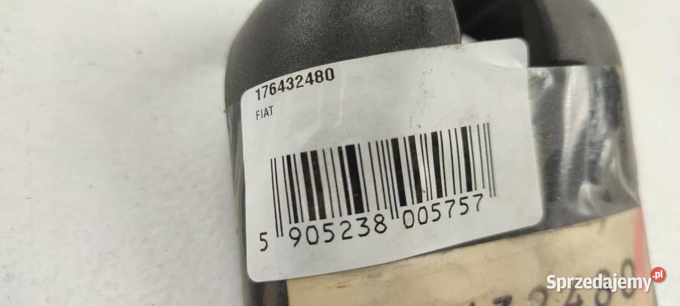 BLENDA OSŁONY TYLNEGO SIEDZENIA FIAT CROMA 1996 Motoryzacja