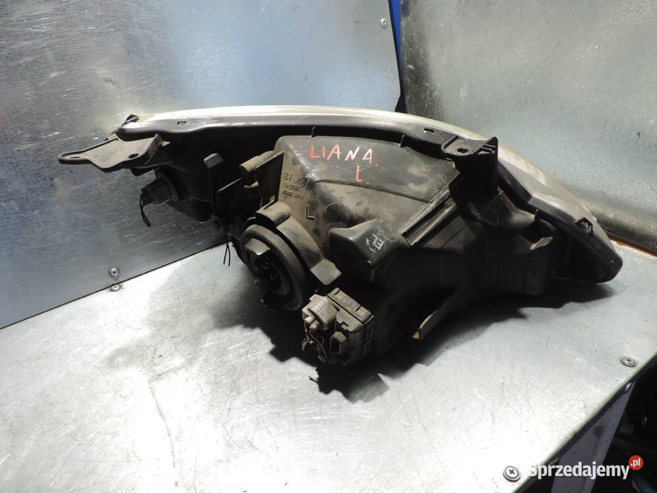 SUZUKI LIANA LAMPA LEWY PRZÓD