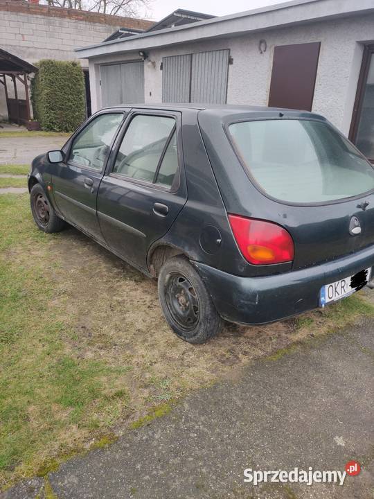 Ford Fiesta 125 ważne oc i przegląd z Fiesta sprzedam