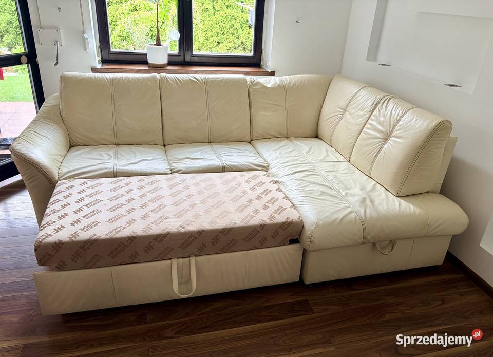 Skórzana narożna sofa z funkcją spania Dobrzykowice