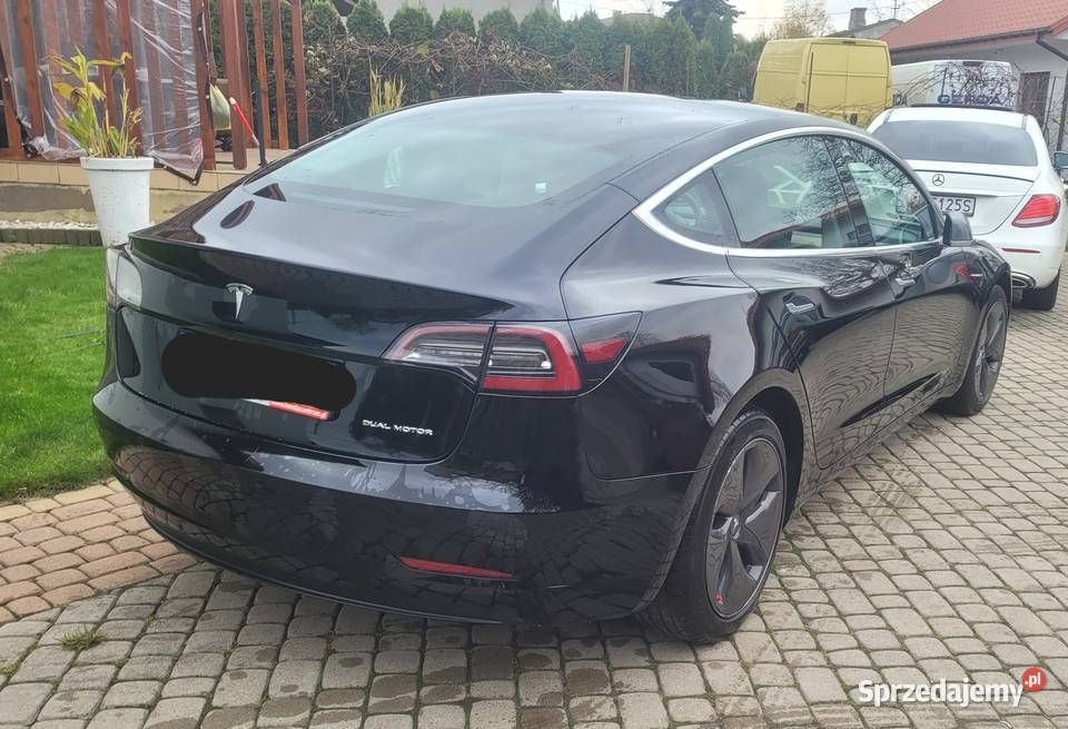 Tesla 3 Salon 1wł 76000 467 4x4 Warszawa sprzedam