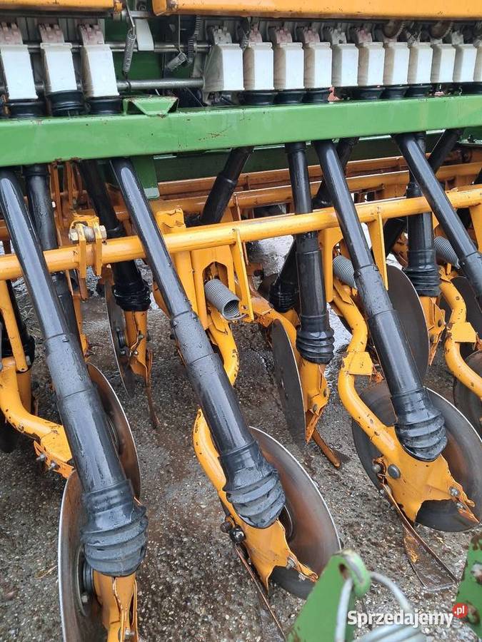 Siewnik do zboża Amazone D7 30E talerzowy Zambrów