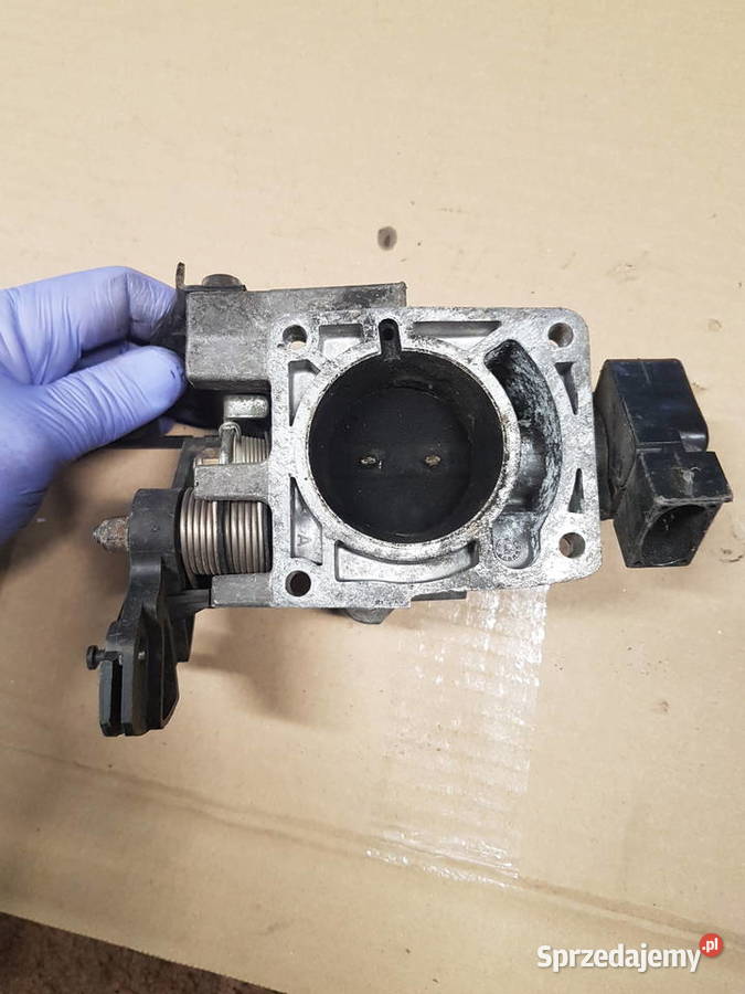 FORD MONDEO I 18 20 PRZEPUSTNICA POWIETRZA Rok produkcji 1995 Turek sprzedam