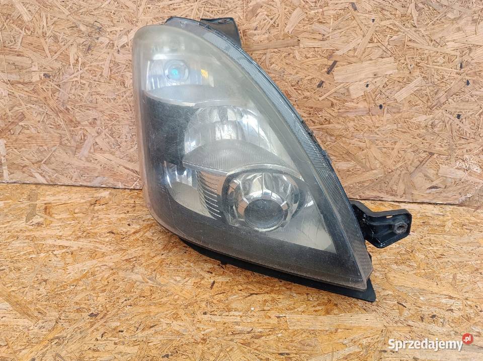 LAMPA PRAWY PRZÓD EU REFLEKTOR 69500010 IVECO wielkopolskie Nowy Tomyśl