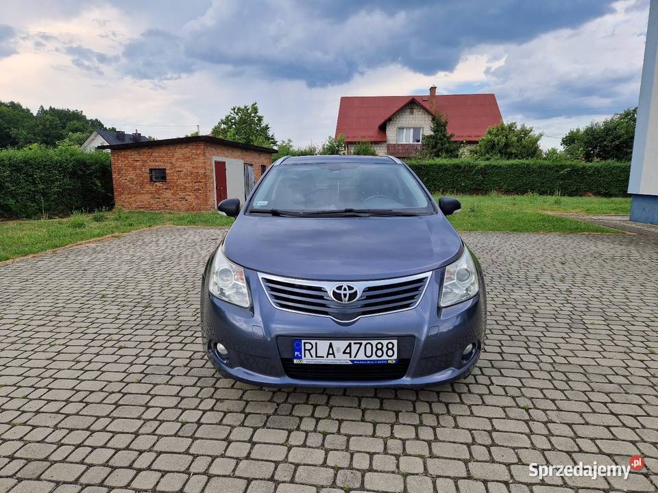 Toyota Avensis T27 22 Diesel D4D 150 Kombi Hak 2200cm3 Głogów Małopolski sprzedam