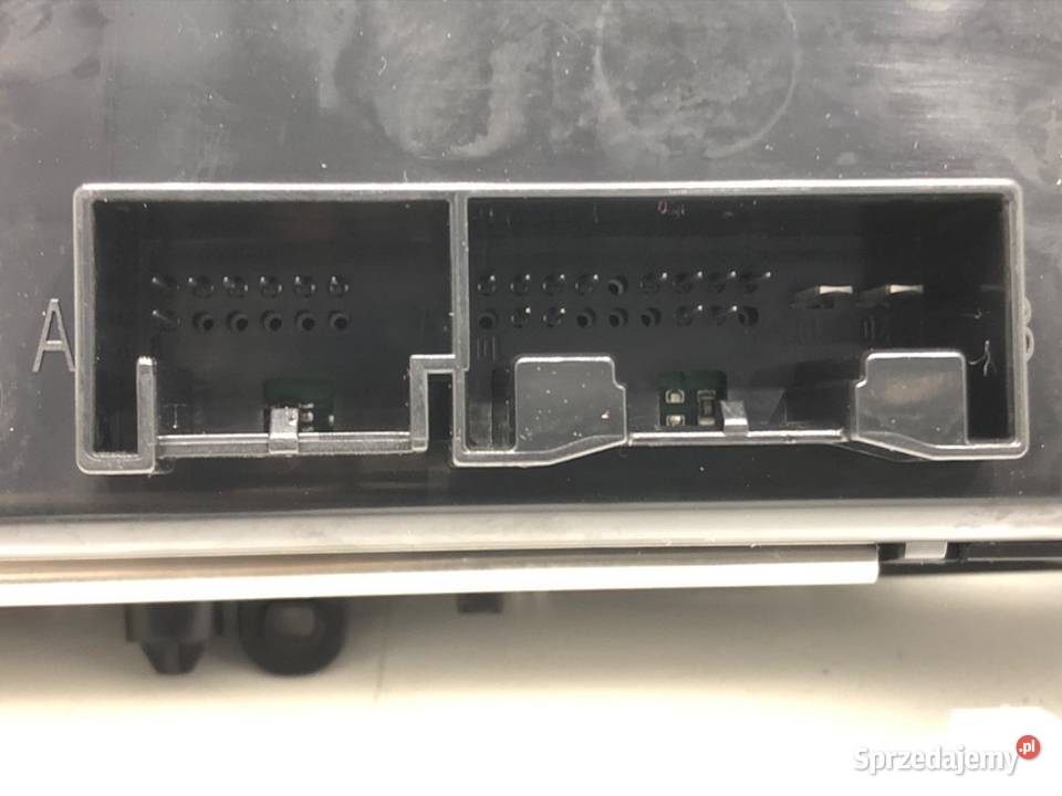PANEL STEROWANIA NAWIEWU AUDI A4 B9 8W0820043F sprzedam