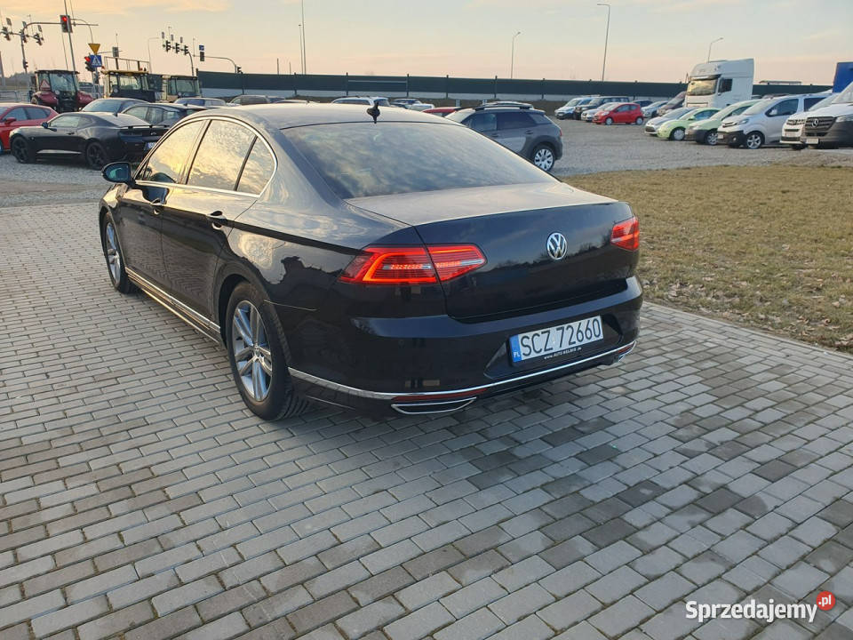 Volkswagen Passat 20tdi 150 R LINE Ledy Navi Strobice