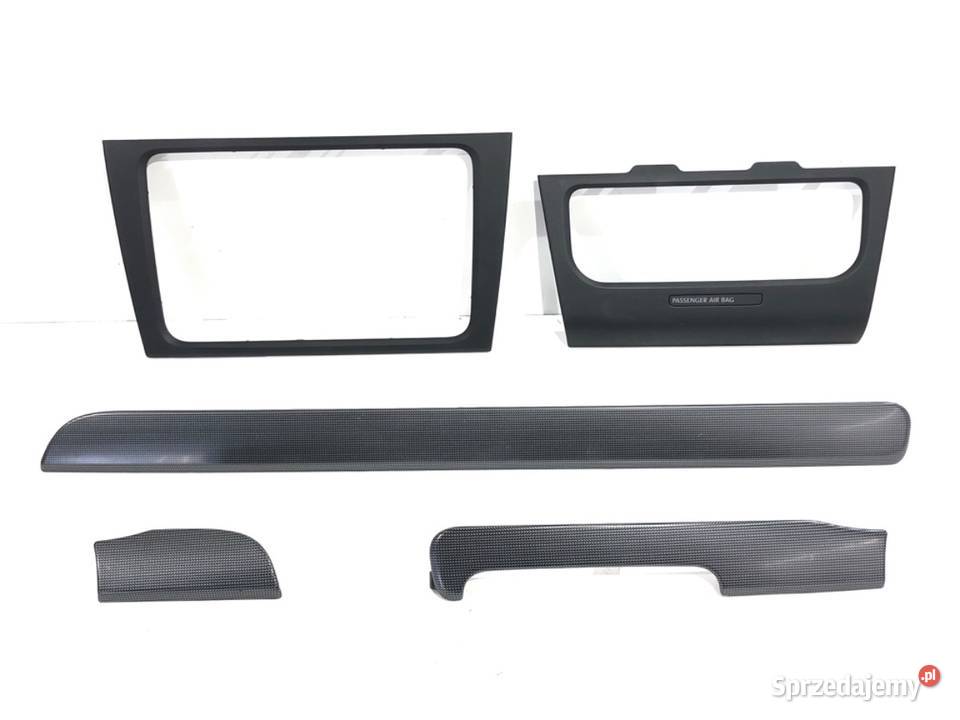 LISTWY DEKOR VW GOLF VI 5K0858069P Hatchback osobowe podkarpackie