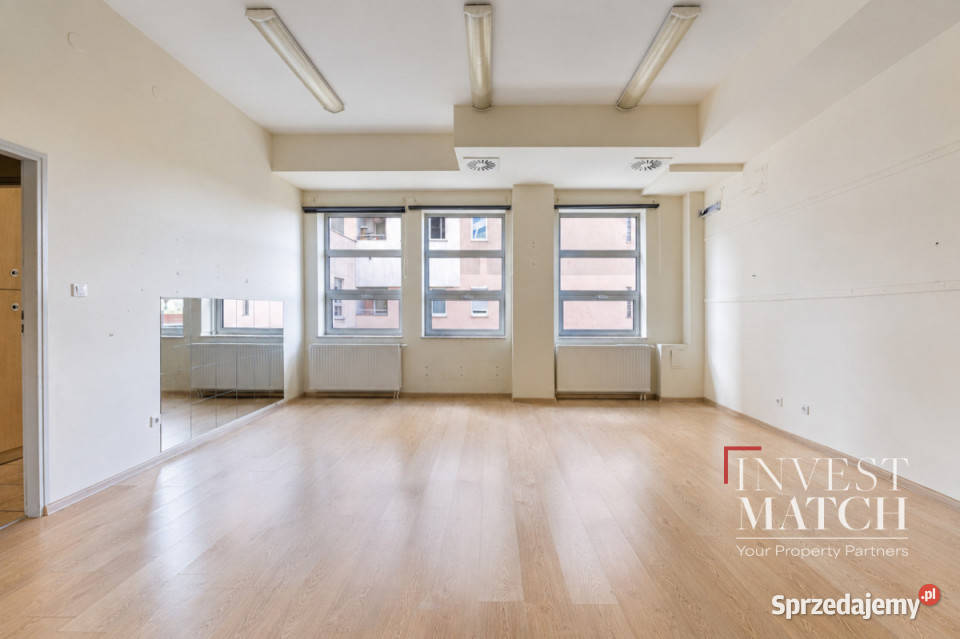 sprzedaży lokalu Warszawa Ostrobramska 631m2 sprzedam