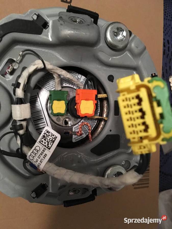 WIĄZKA PODUSZKI AIRBAG AUDI A4 A5 8K0971589 Pozostałe Szczecin